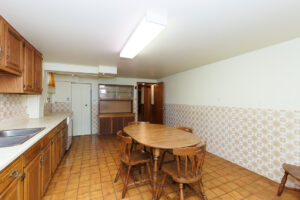 1230 Hamilton Rd